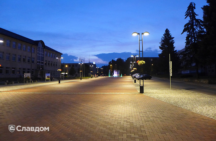 Площадь в г.Кайшядорис с применением брусчатки Penter Baltic Klinker Pavers Nuance