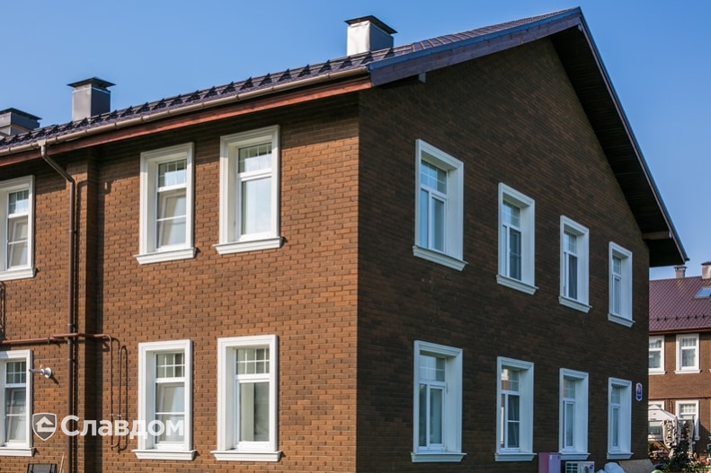 Жилой комплекс "Бристоль"с облицовкой кирпичом Terca Terra шероховатый