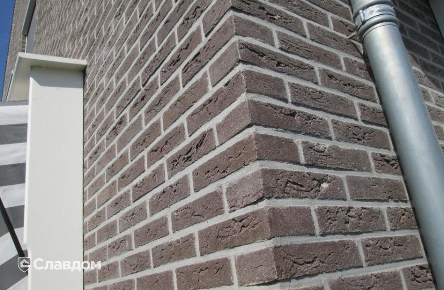Частный дом с облицовкой кирпичом Terca Elmore Handvorm