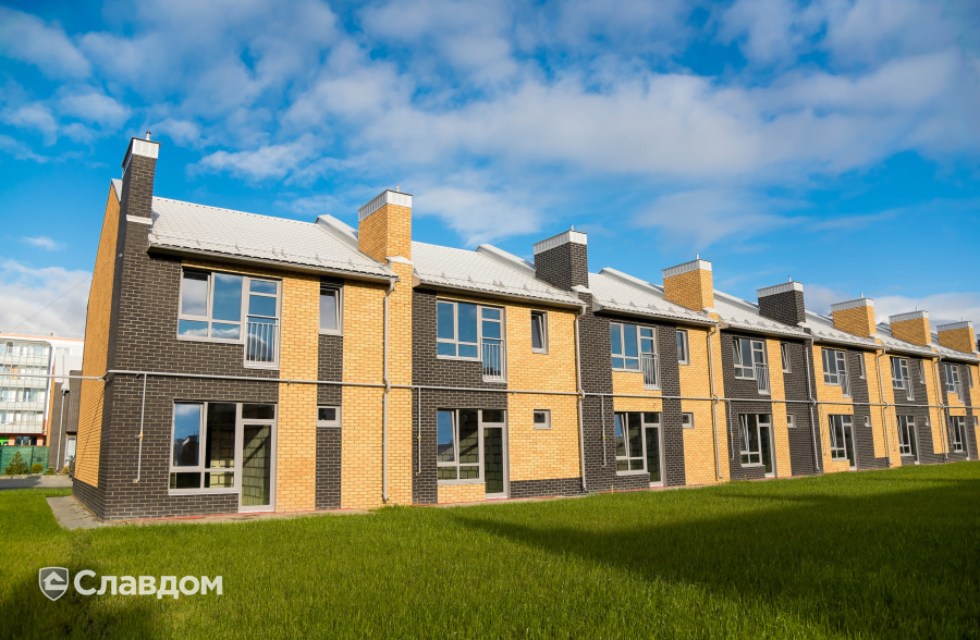 ЖК "Новые кварталы Петергофа" с облицовкой плиткой Roben Manus tonga и Faro shwarz