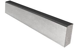 Садовый бордюр SteinRus БР 100.20.8R, гладкая, частичный прокрас, черный, 1000*200*80 мм