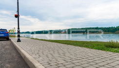 Набережная в городе Тутаев, вымощенная тротуарной плиткой BRAER
