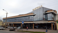 ТЦ "Легенда" с облицовкой плиткой Uniceramix Natur UX-21, UX-22 и UX-32